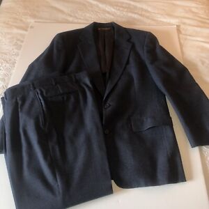 BROOKS BROTHERS MENS SIZE 44 NAVY WOOL SUIT