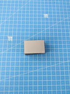 Etichetta placca laminato argento (con marcatura laser e supporto adesivo 3M incluso) - Foto 1 di 2