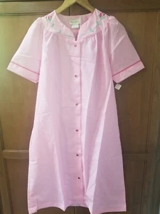 NWT Vintage Dan Ellen House Dress/Duster Pink w/Flowers Pearl Snaps Size Small - Picture 1 of 12