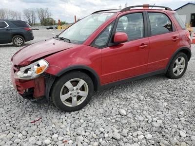 Depósito de refrigerante compatible con 10-13 SX4 3542868 Foto 1 de 4