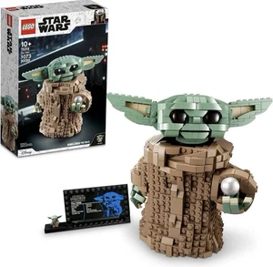 LEGO Star Wars: The Mandalorian Series The Child 75318 - Baby Yoda Grogu Figure - Picture 1 of 3