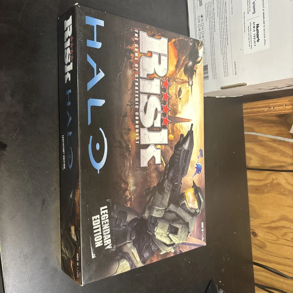 Complete Risk Halo Legendary Edition Board Game Hasbro 2012  - Image 1 of 4