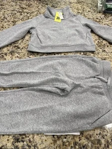 All in Motion Kids Pullover Sweatshirt And Pants Size XS 4/5 New With Tags - Picture 1 of 4
