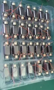 5 pz lotto motore 12 V 9500 giri 1/87 modello treno su larga scala fai da te incluso volano - Foto 1 di 4