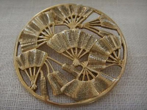 SILVER GILT FAN DESIGN BROOCH LONDON 1991 VN VIRA NUTAYAKUL - Picture 1 of 1