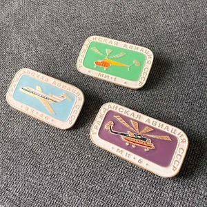 Juego de 3 prendedores metálicos para aviones comerciales soviéticos 1980 URSS insignias de recuerdo URSS - Imagen 1 de 5