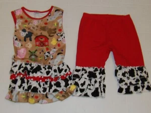 Cows Pigs Barn Farm Animals Cute Knit Top and Capri Set Size XXL - Picture 1 of 5