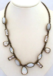 Collar KR Silpada tono latón con piedra lunar y piedras transparentes - Imagen 1 de 10