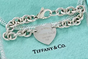 Bracciale Ciondolo Return To Tiffany & Co. Cuore Argento Etichetta ID - Foto 1 di 6