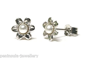 9ct White Gold SimulatedPearl studs Flower Earrings Gift Boxed Made in UK - Picture 1 of 4