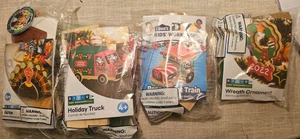 4 Lowes Weihnachtssets Neu in Verpackung - Holiday Truck/Pfefferminz Zug/Kranz Ornament/Türkei Foto - Bild 1 von 10