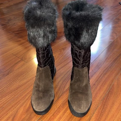 Coach Women's Talen Boot Size 7 Brown Suede Signature Quilted Nylon Rabbit Fur - Image 1 of 4