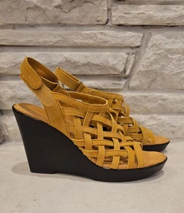 NEW Aerosoles Oragami Mustard Yellow Lattice Wedge Sandals, Leather, Size 8.5 - Picture 1 of 7