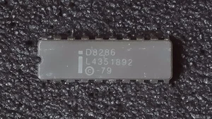 Intel D8286 16-Bit Bus Controller DIP20 Ceramic IC - 1979 - New - Picture 1 of 1