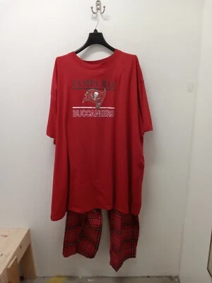 MEN'S TAMPA BAY BUCCANEERS 2 PIECE PAJAMA SET, SIZE 5XLT, (ID#7941610-500) - Image 1 of 2
