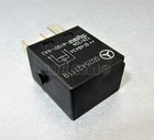 257-Mercedes-Benz E M R S Class 4-Pin Multi-Use Black Relay 0025421119 A1001-X42