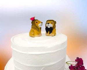 Lion Cake Topper Bride Groom Love Wedding Engagement Anniversary Wood Statue - Picture 1 of 6