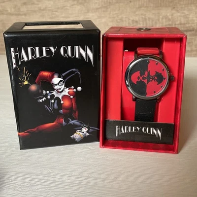 DC Comics HARLEY QUINN Quartz Analog Women's Black Red Watch New In Box - Image 1 of 4