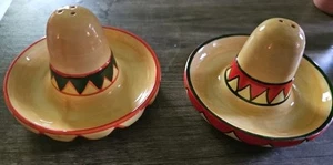Set Sammlerstück handbemalte Keramik SOMBREROS, Salz & Pfefferstreuer, NEU - Bild 1 von 7