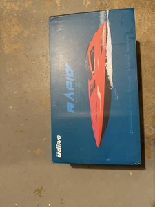 Udic 010 Brushless Rc Boat - Picture 1 of 3