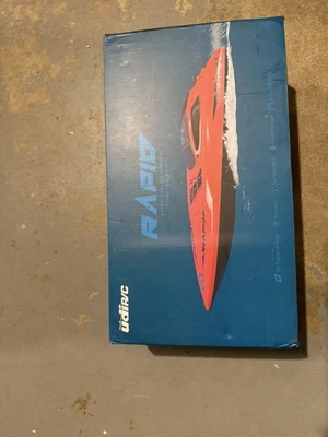 Udic 010 Brushless Rc Boat - Image 1 of 3