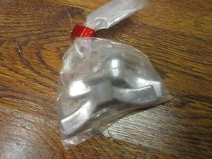 NOS SUGINO WHEEL AXLE WING NUTS - SILVER - Picture 1 of 4