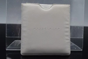 Hasselblad Focusing Screen with Checked Grid  42250 For V - Picture 1 of 3