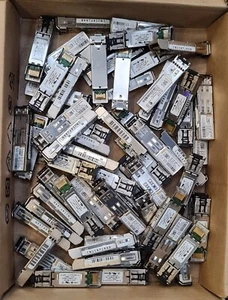 60 x CISCO 30-1301-03 GLC-SX-MM COM CLASS 1 21CFR1040.10 TRANSCEIVER MODULE - Afbeelding 1 van 4