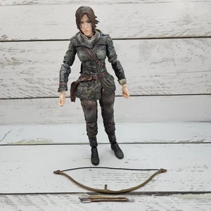 Play Arts Kai Rise Of The Tomb Raider Lara Croft 2016 9" Poseable Figure Loose - Picture 1 of 18
