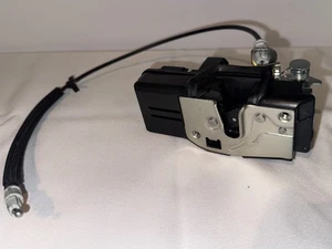 Cadillac CTS Door Lock Actuator Latch Front Left Driver For 2008-2014 - 23190383 - Picture 1 of 4