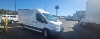 2015 Ford Transit Cargo Van 350 FREEZER REFRIGERADO VAN CHAMADA TEXTO 562-2220445 - Imagem 1 de 4
