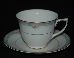 MIKASA FINE IVORY CHINA CUP & SAUCER LA ROSE PATTERN LAC 75 - Picture 1 of 2