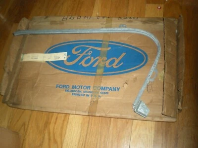 NOS 1973-1977 Ford F100 F250 F350 Front Door Vent Window Weatherstrip Retainer - Image 1 of 2