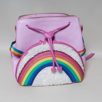 Mochila y bolso convertible Danielle Nicole Care Bears Cheer Bear rosa arco iris Foto 1 de 4