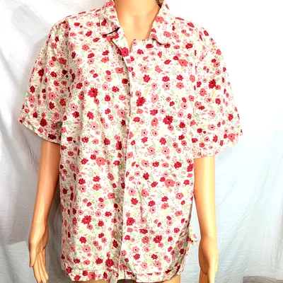 Anexo de esquina informal para mujer 2X con botones floral rojo algodón manga corta lona Foto 1 de 4