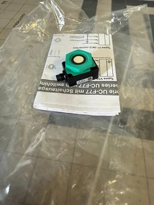 NEW Pepperl+Fuchs UC800-F77S-EP-IO-V31 ultrasonic sensor - Picture 1 of 1