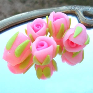 3 Perles FIMO POLYMÈRE - BOUTON de ROSE - ROSE & VERT - 16/18 mm - Picture 1 of 3