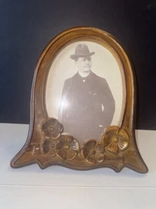 Vintage  Resin Picture Frame With Photo Print - Picture 1 of 6