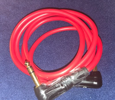 AUDIO CABLE 1/4" TRS Right Angle to Right Angle Pro 3-Pin Connector-Red Color - Image 1 of 4