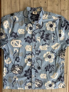 Usada en Excelente Condición Wes and Willy UNC Tacones Alquitranados Ram Carolina del Norte Camisa Hawaiana Abotonada 2XL - Imagen 1 de 6