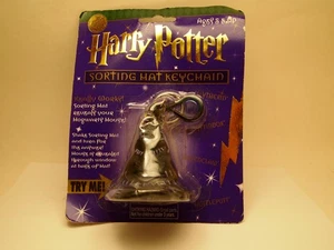 Harry Potter Sorting Hat Keychain Warner Bros. 2000 Studio Store Exclusive Magic - Picture 1 of 2