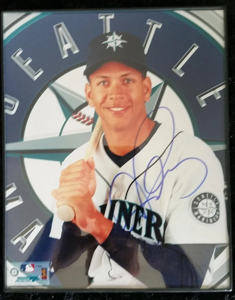 Alex Rodriguez Signed Autographed Glossy 8x10 Photo Seattle Mariners - Image 1 of 1