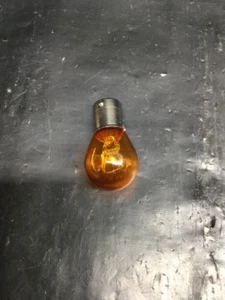 Various GENUINE 04-17 Hyundai Kia (1) Amber Turn Signal Bulb 1864227007N - Picture 1 of 3