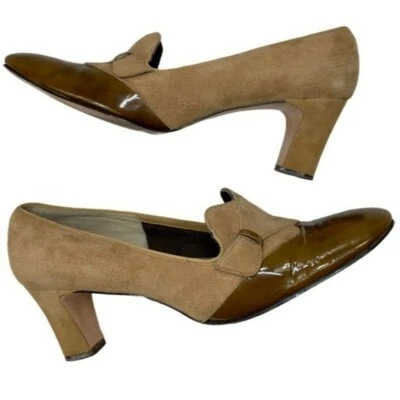 Tacones de cuero marrón y tostado Cruz Roja años 40 Foto 1 de 4