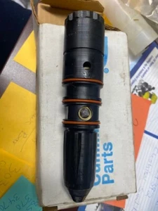 New! Original Cummins Injector 3077709 - Picture 1 of 4