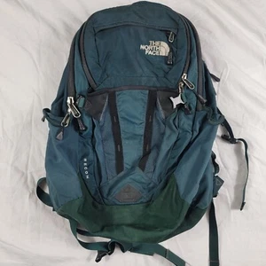 The North Face Recon Blue Green Backpack Hiking Camping Trails Outdoors School - Picture 1 of 9