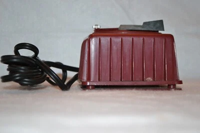 Transformador Lionel tipo 4125 25 vatios color granate Foto 1 de 4