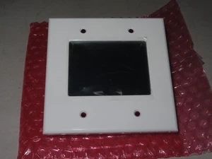 FrontRow CB-6000 Touch Control Panel 510-2000-106 - Picture 1 of 2