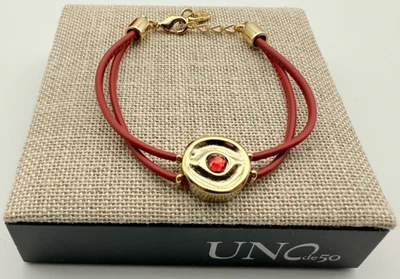 NUEVO Uno de 50 Ser Intuitiva Rojo Doble Cuero Pulsera Ojo Cristal Dorado Foto 1 de 4