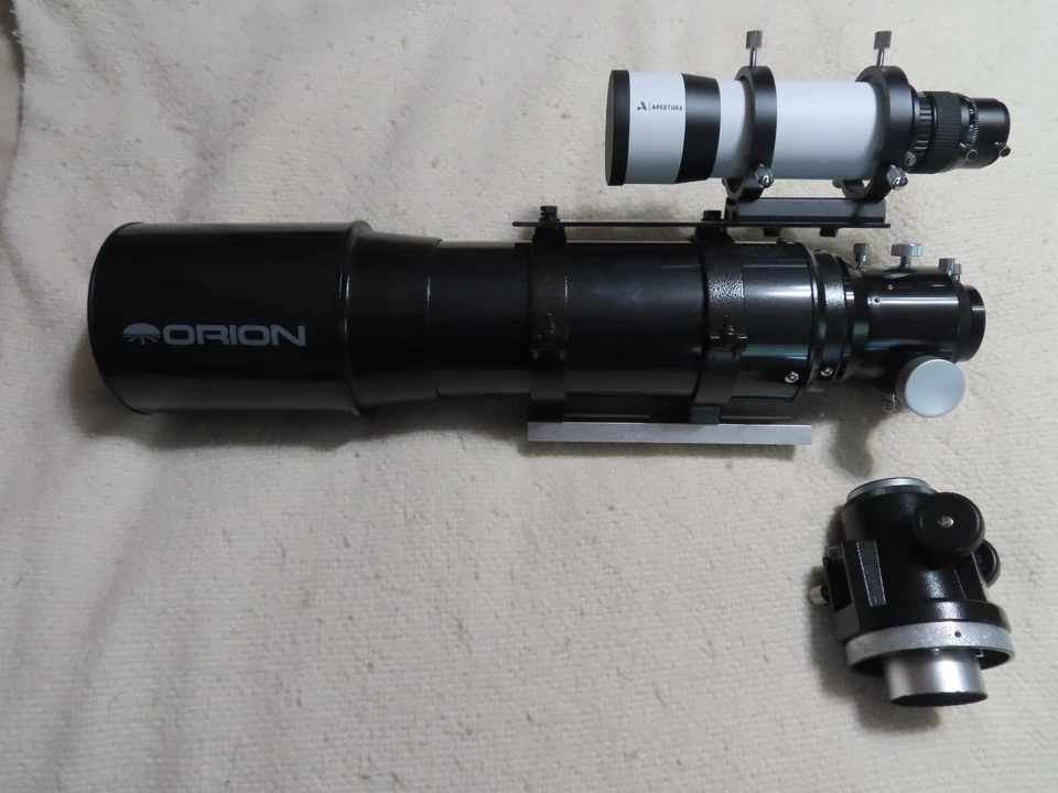 Orion ST120 120MM Refractor Telescope & Accessories - Image 1 of 4